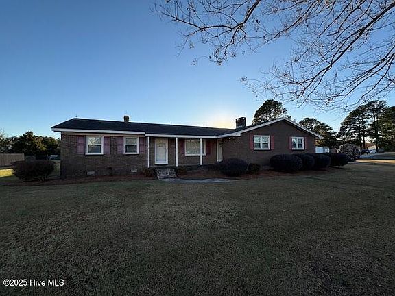2nd image of 2976 Portertown Road