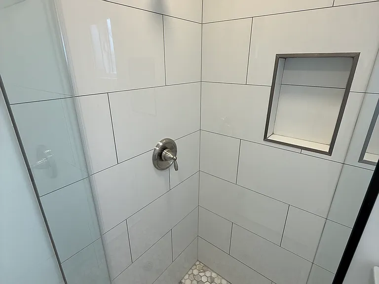 15502 Ermanita Ave — Photo 17