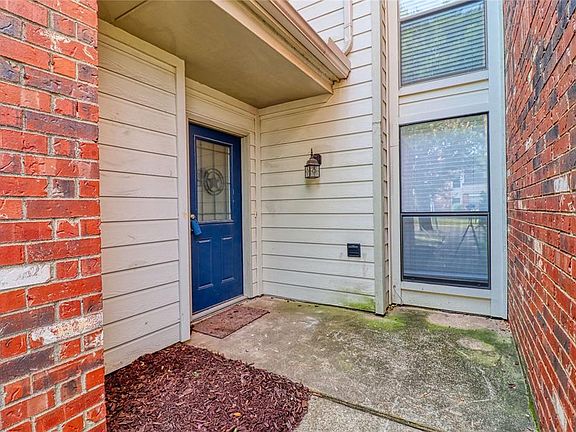 2nd image of 1546 Barbara Dr