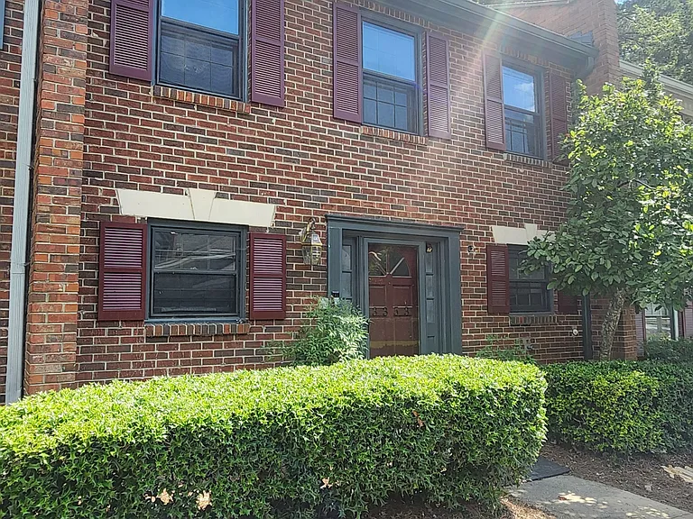 3353 York Pl #3353 — Photo 3