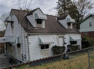 1044 Stoneville St, Pittsburgh, PA 15221