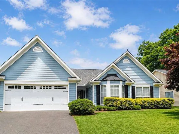 625 Lendl Ln, Lawrenceville, GA 30044