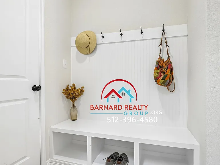 124 Fountain Grass Dr — Photo 13