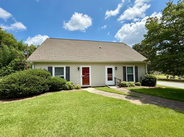 105 Glenwood Ave, 105 Glenwood Ave #A, Burlington, NC 27215
