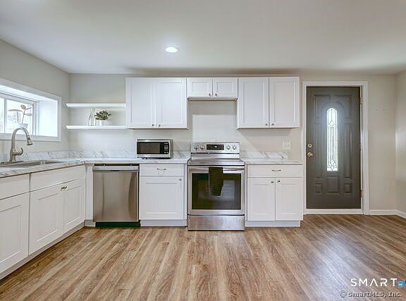4th image of 50 Saint Joseph Street