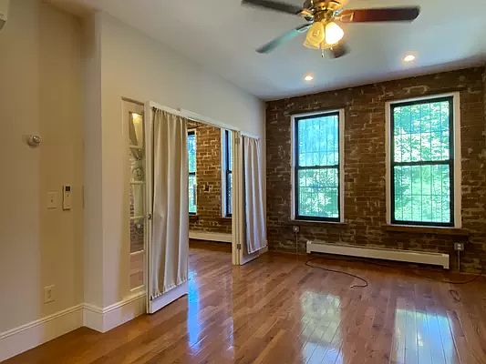 3rd image of 225 Rogers Ave #Top