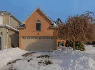 25 Bedell Cres, Whitby, ON L1R 2N8