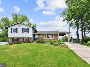15 Enid Ct, Potomac, MD