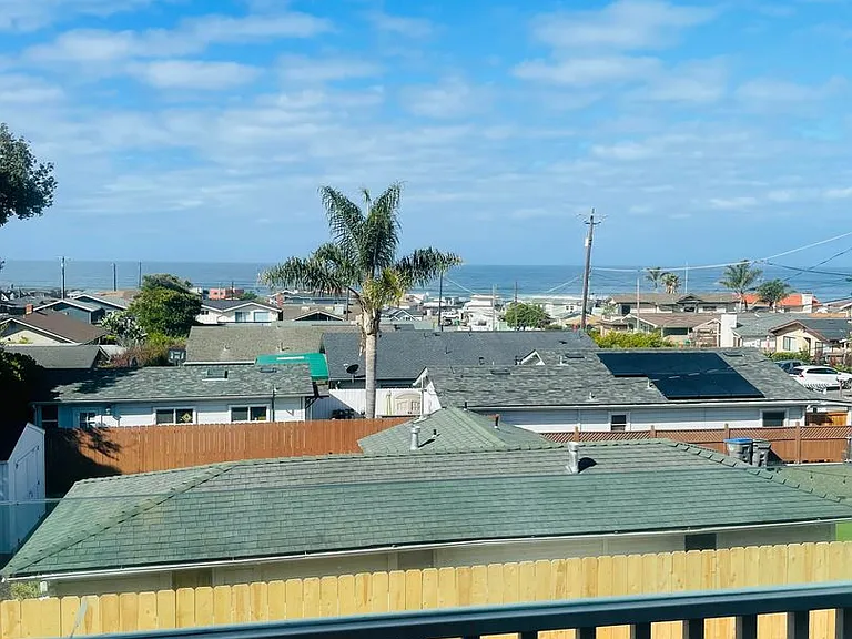 1024 S Ocean Ave — Photo 1