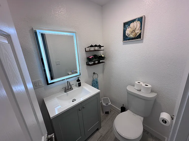 620 Grant St #C — Photo 5