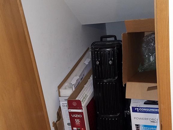 Large storage space under strairs