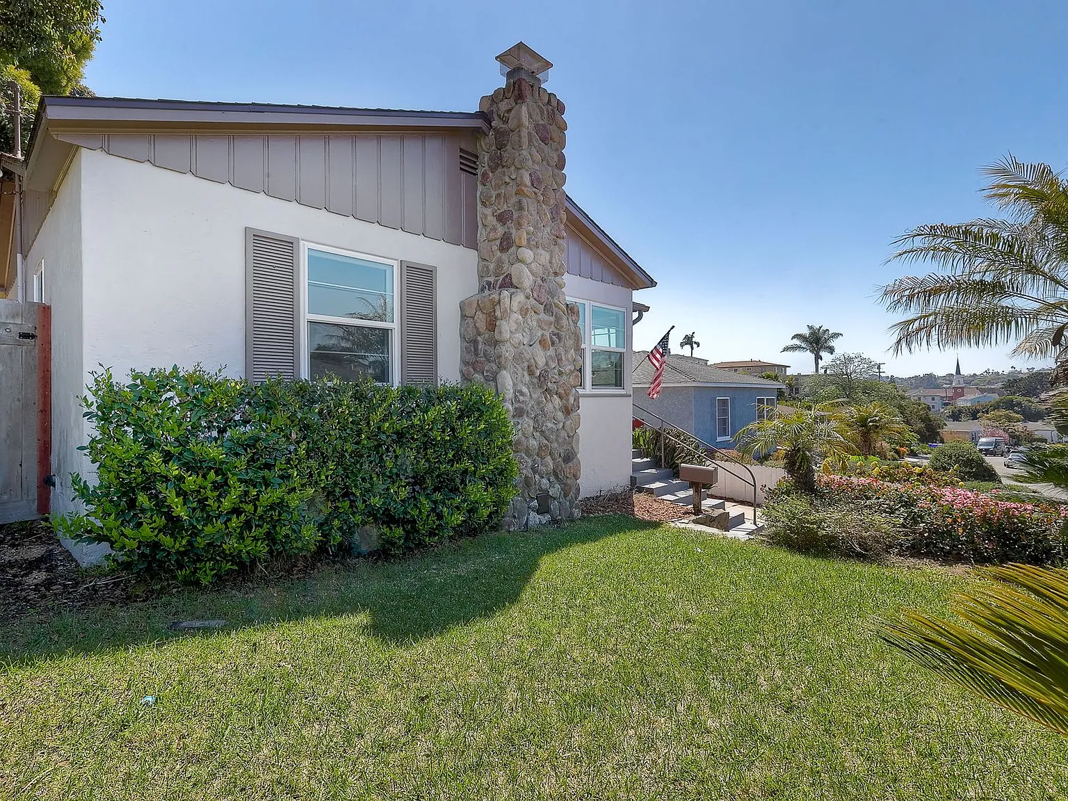 2 bed, 787 sqft, $4,500 — Photo 3