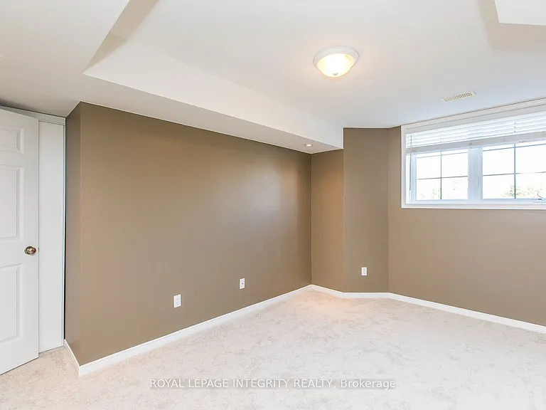 146 Berrigan Dr — Photo 21