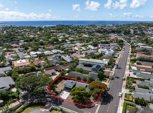 4207 Puulani Pl, Honolulu, HI 96816