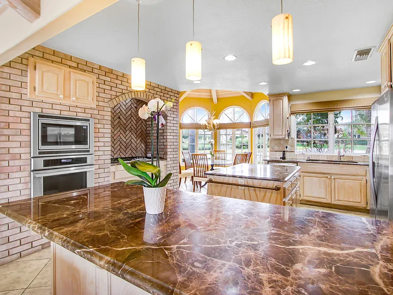 31396 Lake Vista Cir — Photo 7