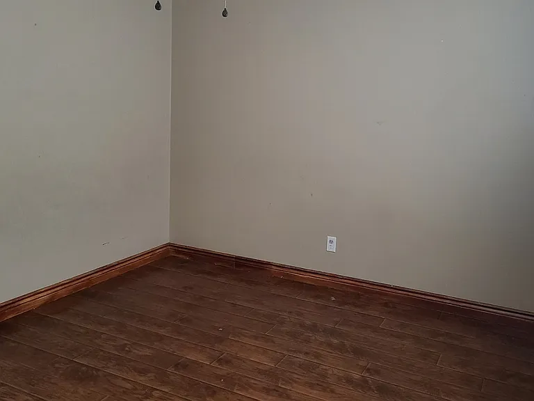 562 Westmoreland St #562 — Photo 10