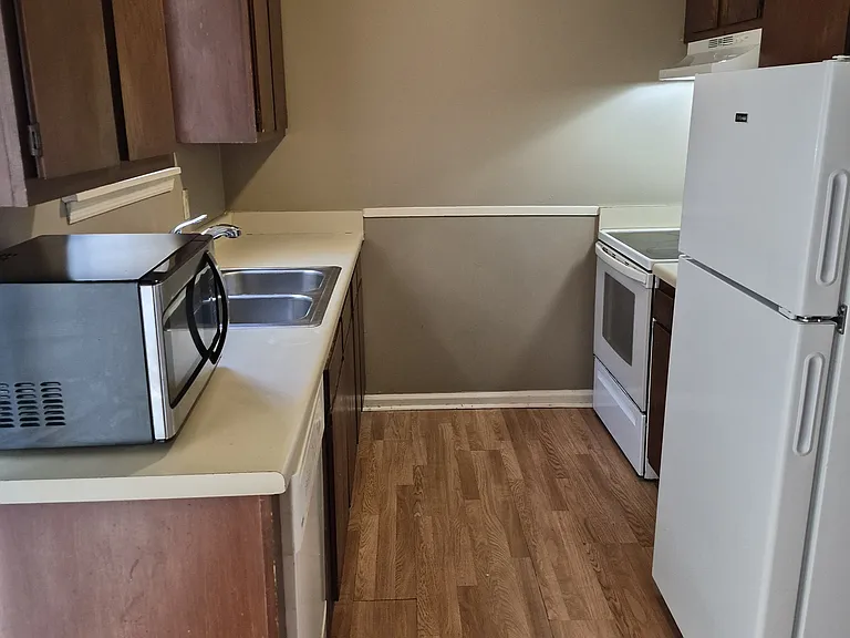 3304 Quail View Dr — Photo 3