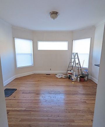 4th image of 8301 S Maryland Ave