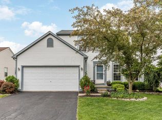 8986 Newmills Ln, Lewis Center, OH
