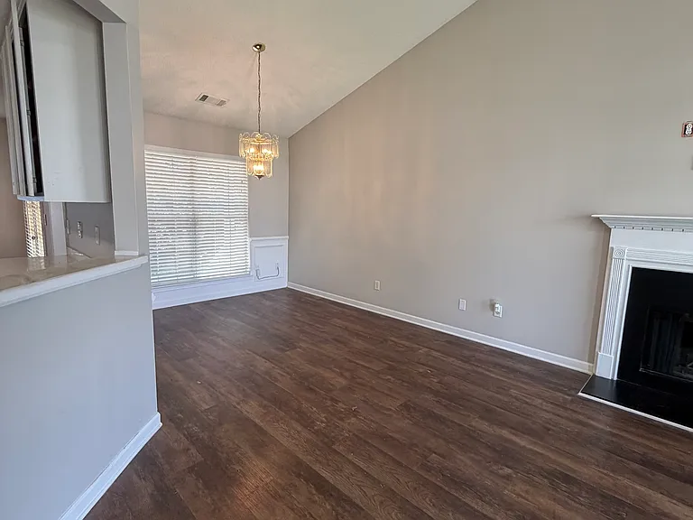 3020 Meadow Glen Pass — Photo 29