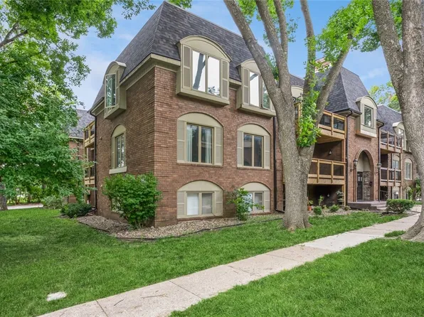 1410 20th St Unit 8, West Des Moines, IA 50265