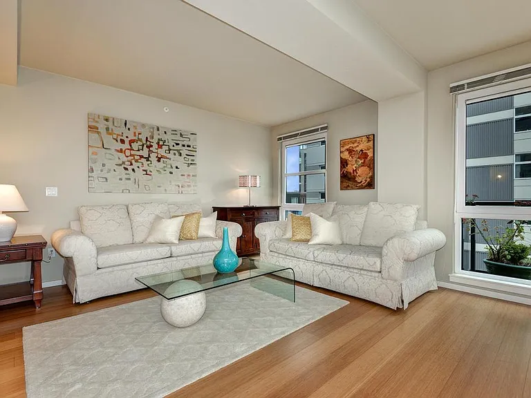 81 Clay St #621 — Photo 7