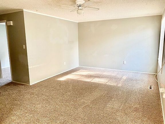 4th image of 564 Jocelyn Dr