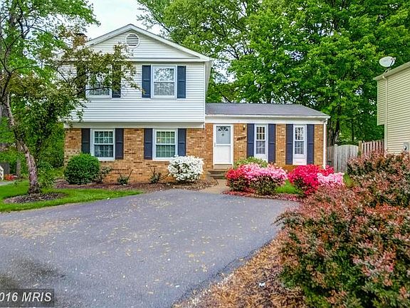 2nd image of 10450 Calumet Grove Dr
