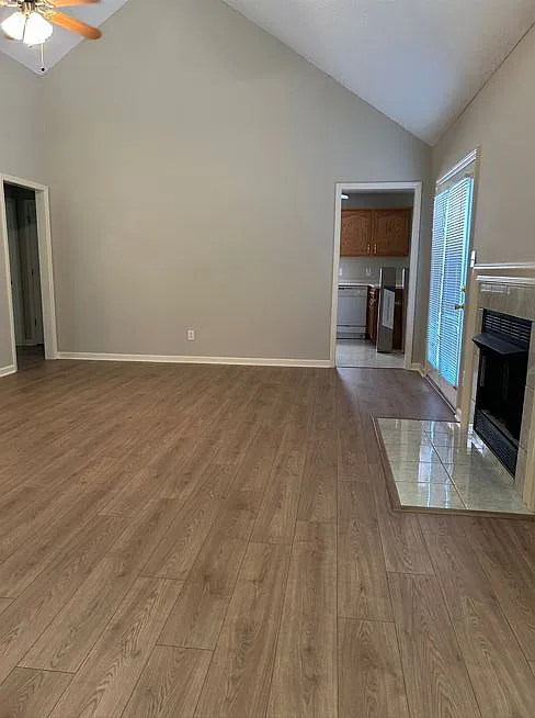 4 bed, 2.0 bath, 1563 sqft, $2,100 — Photo 3