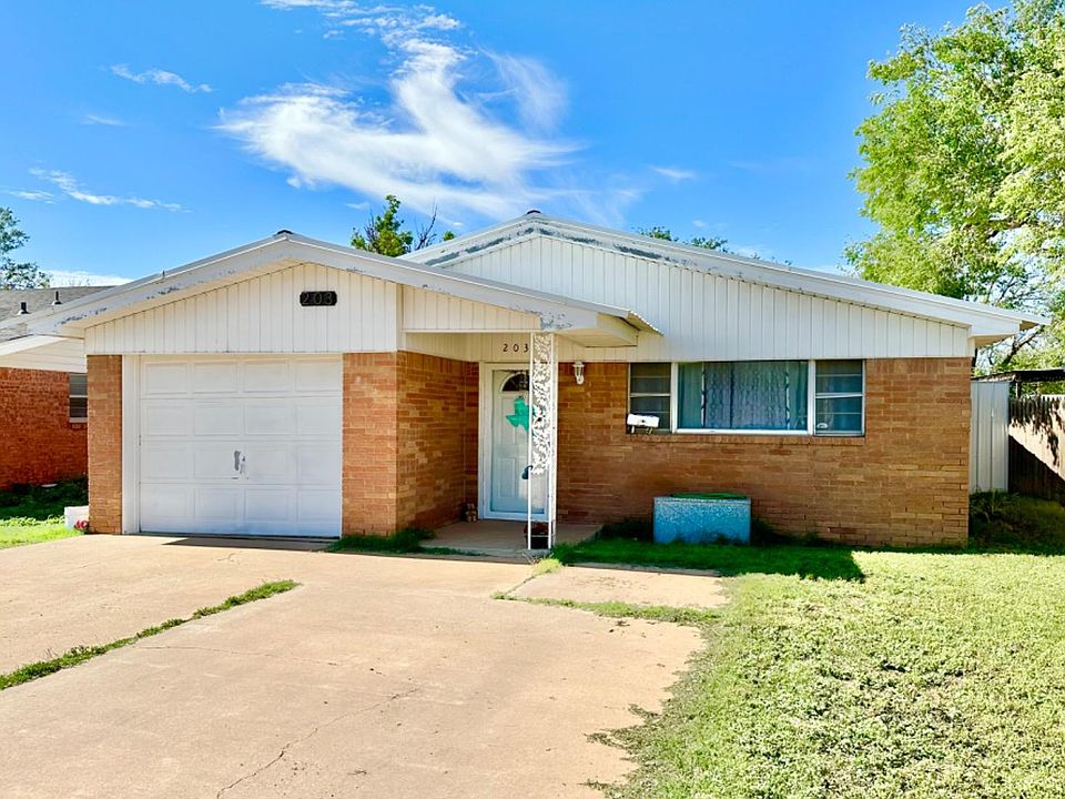 1st image of 203 Cactus Dr