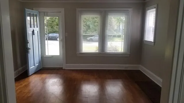 714 Englewood St — Photo 2