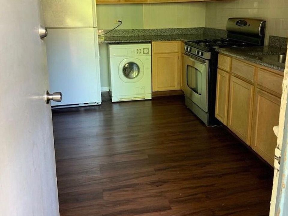 1st image of 5046 S Blackstone Ave Unit 1