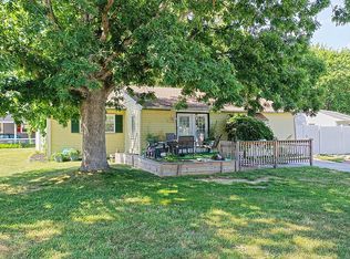 20 Jefferson Ave, Somers Point, NJ 08244