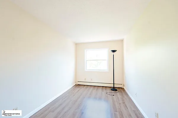 Rented by Brownstone Real Estate | media 4
