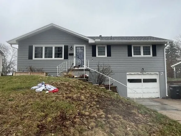 4977 Magnolia St, Omaha, NE 68137