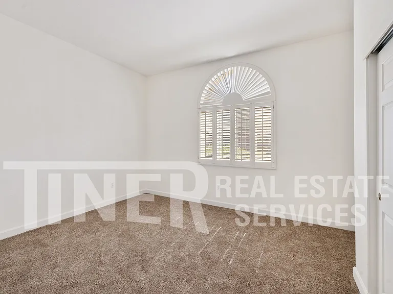 7401 Acorn Glen Loop — Photo 22