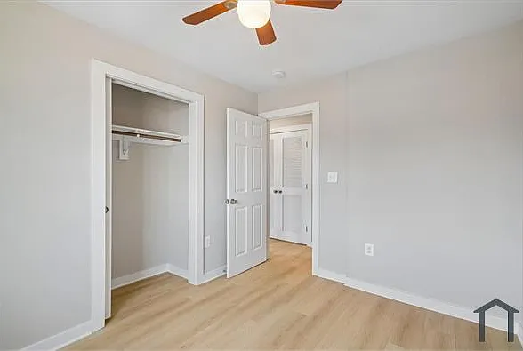 1410 Young St SE #8 — Photo 16
