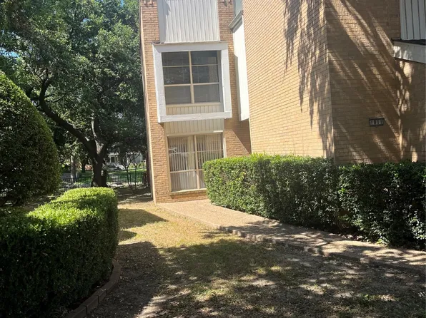 1811 Lakecrest Ct, Carrollton, TX 75006