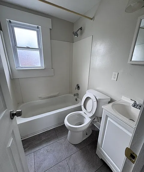 410 Maple Ln — Photo 10