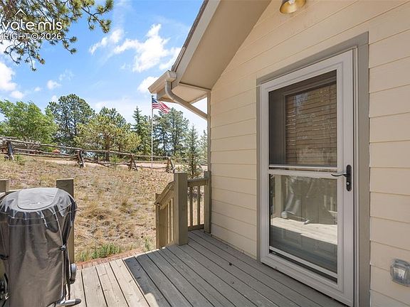 3rd image of 319 Maroon Lake Cir