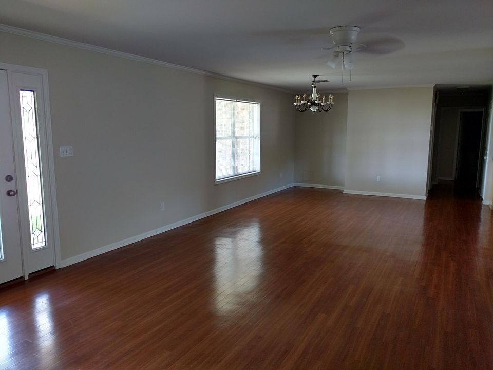 1st image of 209 Meghan Dr