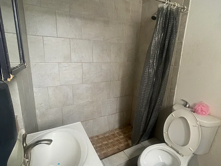 1094 Larosa Ter SW #A — Photo 7