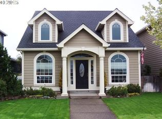 1075 Rustler Peak St, Central Pt, OR 97502