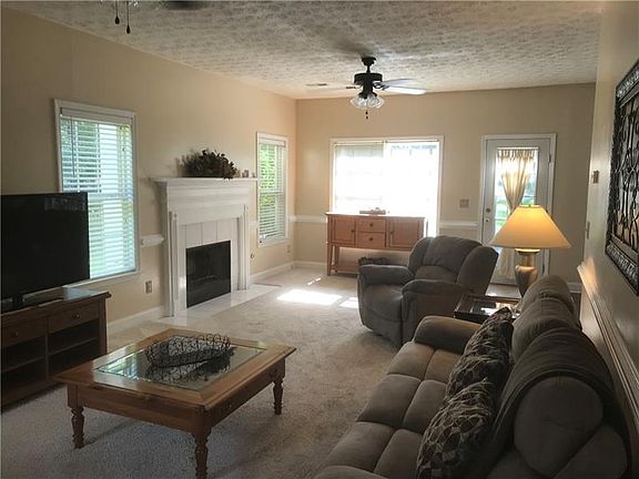 5th image of 265 McGarity Dr