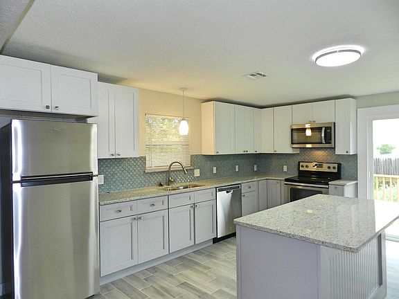 3rd image of 2153 NW Ozmun Ave