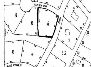 2 Mayhew Way, Oak Bluffs, MA 02557