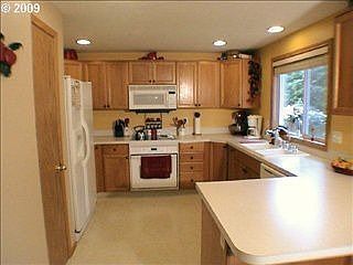 2nd image of 8316 NE 37th Ave