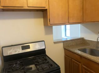915 E 179th St #2, Bronx, NY 10460