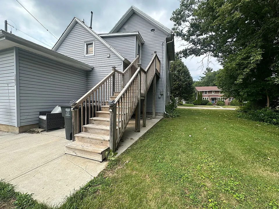 103-105 S Harrison St