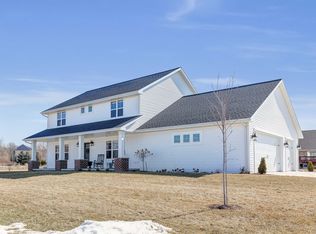 1440 Ava Hope Ct, De Pere, WI 54115